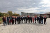 VALİ AYDOĞDU, HASTALIKTAN ARİ İŞLETMEYİ ZİYARET ETTİ