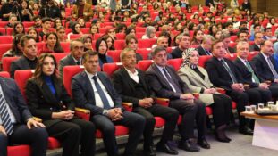 ERZİNCAN’DA 2.351 ÖĞRENCİYE AKADEMİK DESTEK BURSU VERİLDİ