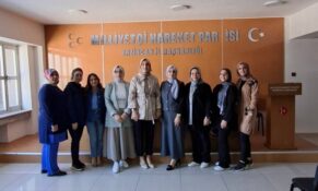 EV İŞÇİLERİNİN HAKLARI İÇİN İŞ BİRLİĞİ GÖRÜŞMESİ