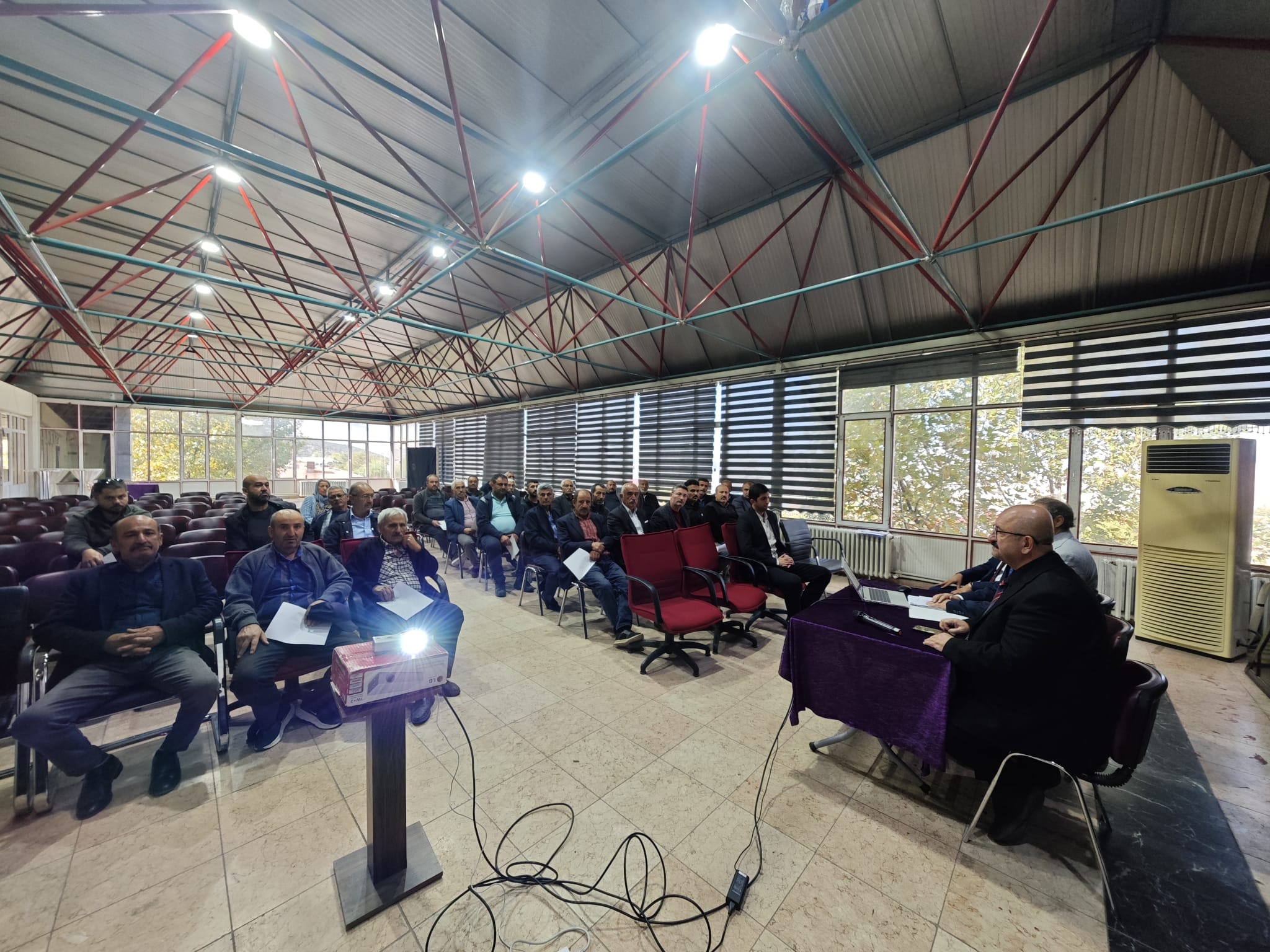 GENEL TARIM SAYIMI KAPSAMINDA MUHTARLARA BİLGİLENDİRME TOPLANTISI
