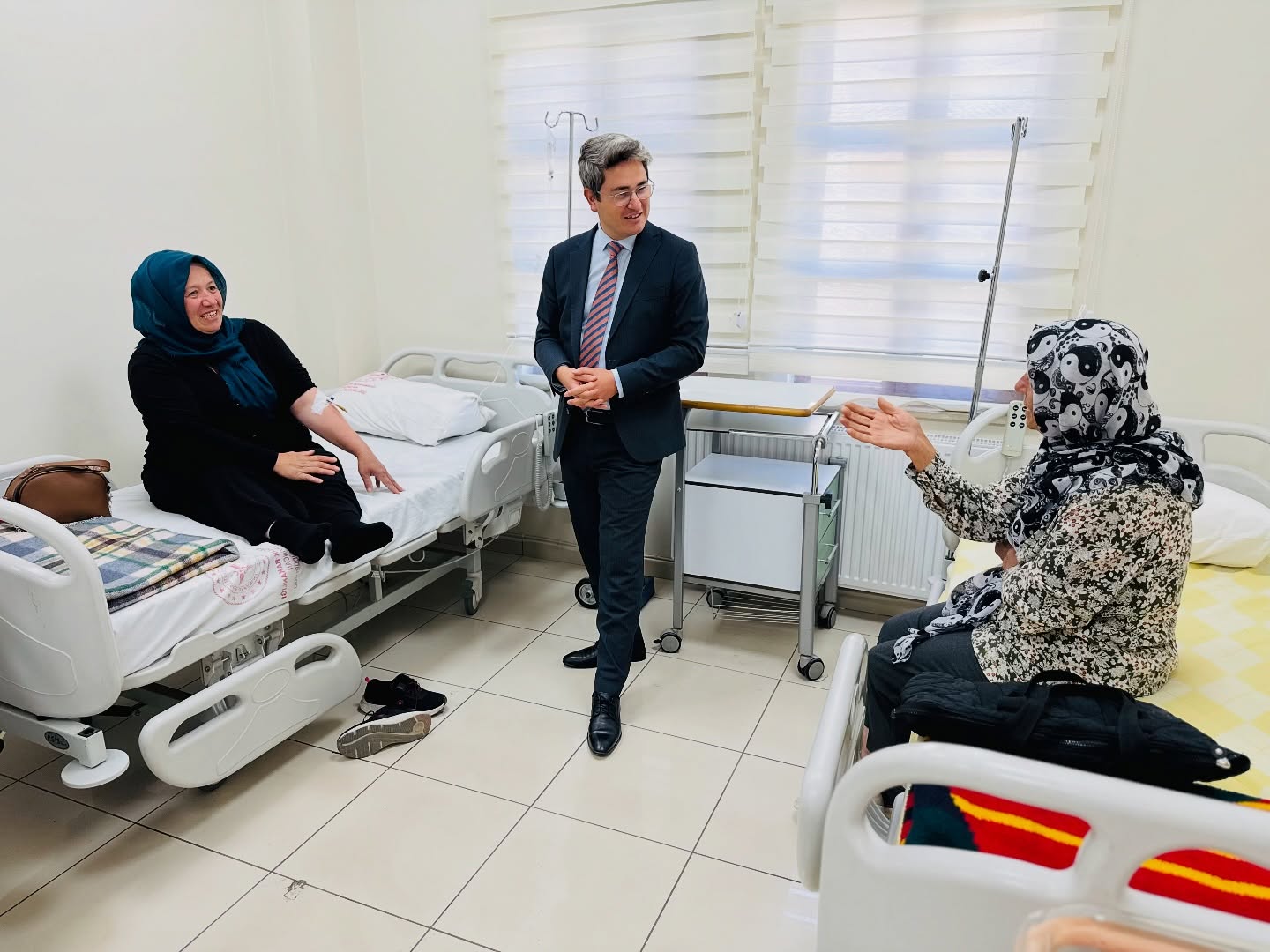 KAYMAKAM ARIKAN’DAN BEKİR TİRYAKİOĞLU İLÇE HASTANESİNE ZİYARET