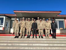 KAYMAKAM KÖROĞLU’NDAN ÇAVUŞKÖY JANDARMA KARAKOLUNA ZİYARET