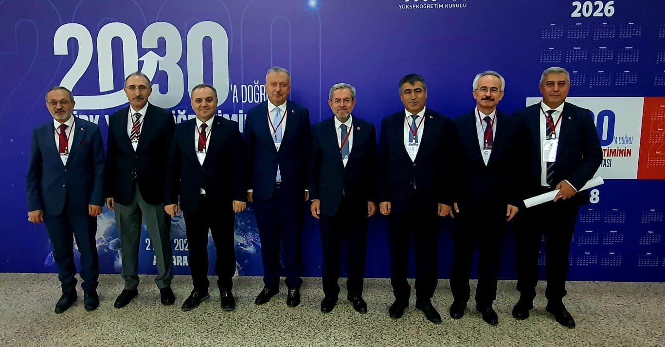 REKTÖR LEVENT “2030’A DOĞRU TÜRK YÜKSEKÖĞRETİMİN YOL HARİTASI” TOPLANTISINA KATILDI