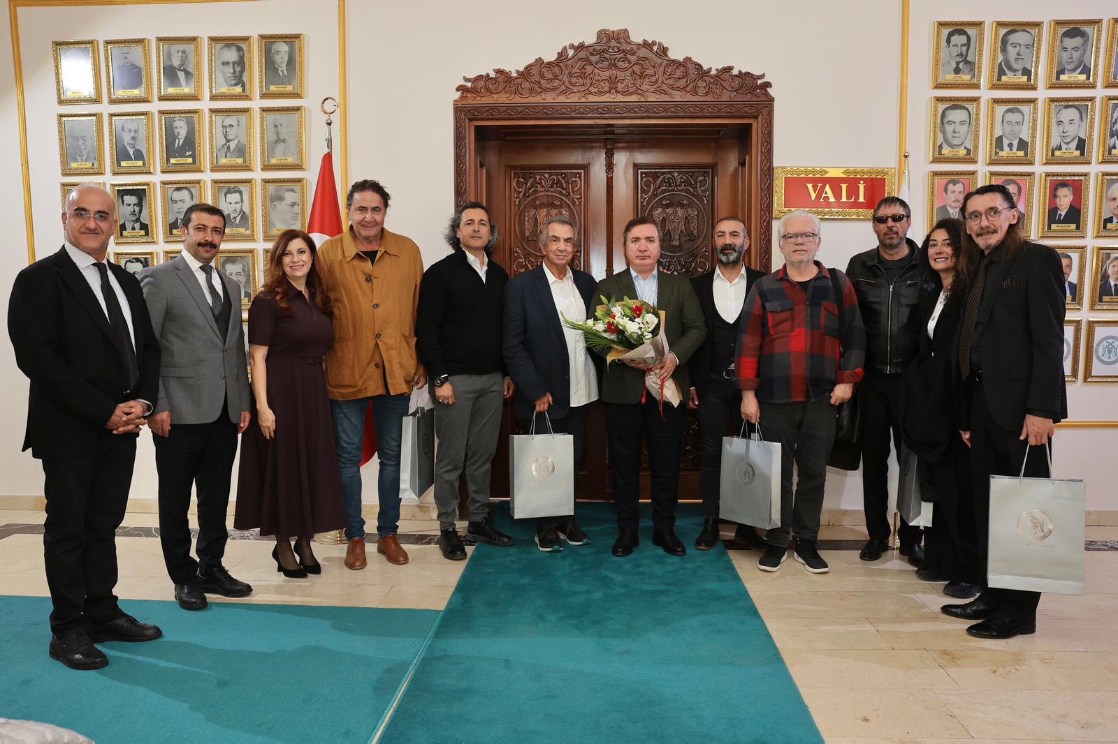 USTA İSİMLERDEN VALİ AYDOĞDU’YA ZİYARET