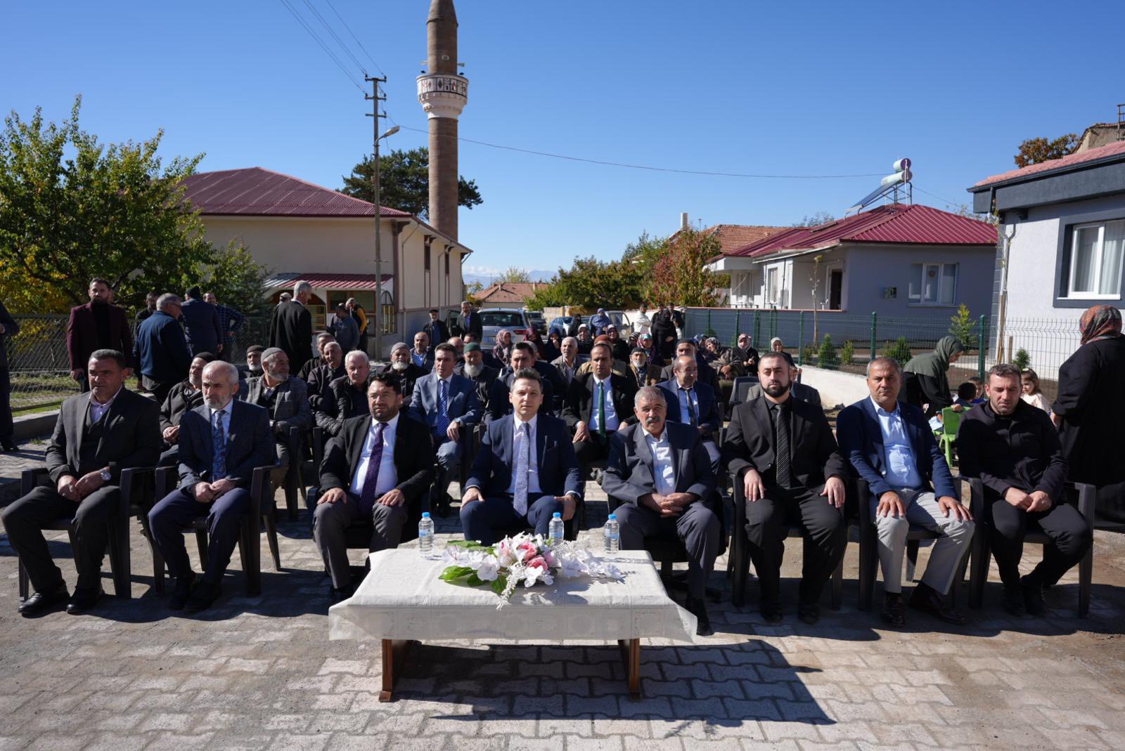 ÜZÜMLÜ’DE AKKOYUNLU HACI HALİT – YÜKSEL ŞAHİN KUR’AN KURSU HİZMETE AÇILDI