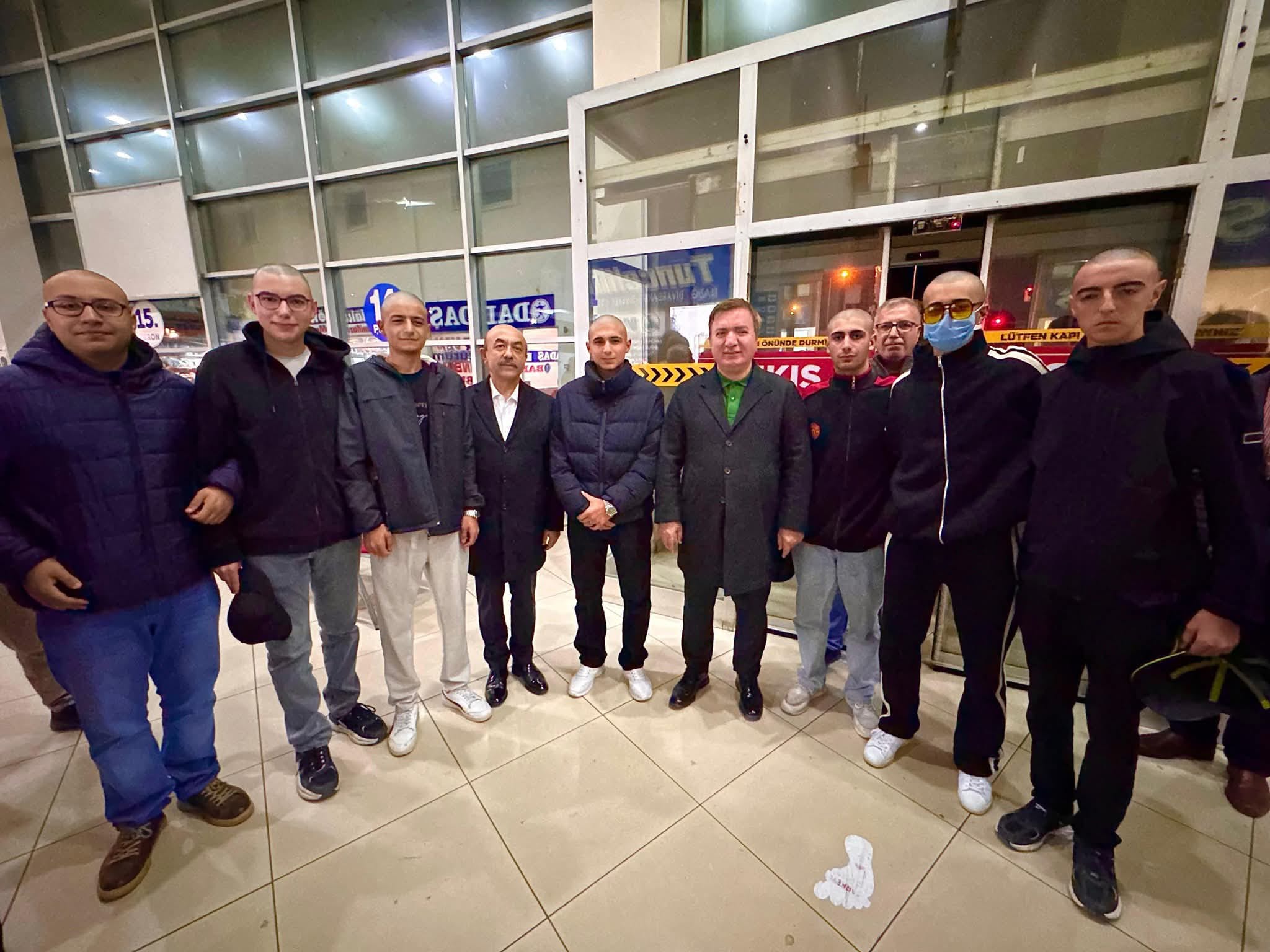 VALİ AYDOĞDU, AMELİYAT OLACAK ÖĞRENCİYİ UĞURLADI