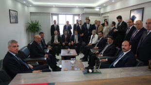 BAKAN MEMİŞOĞLU MHP İL BAŞKANLIĞINI ZİYARET ETTİ