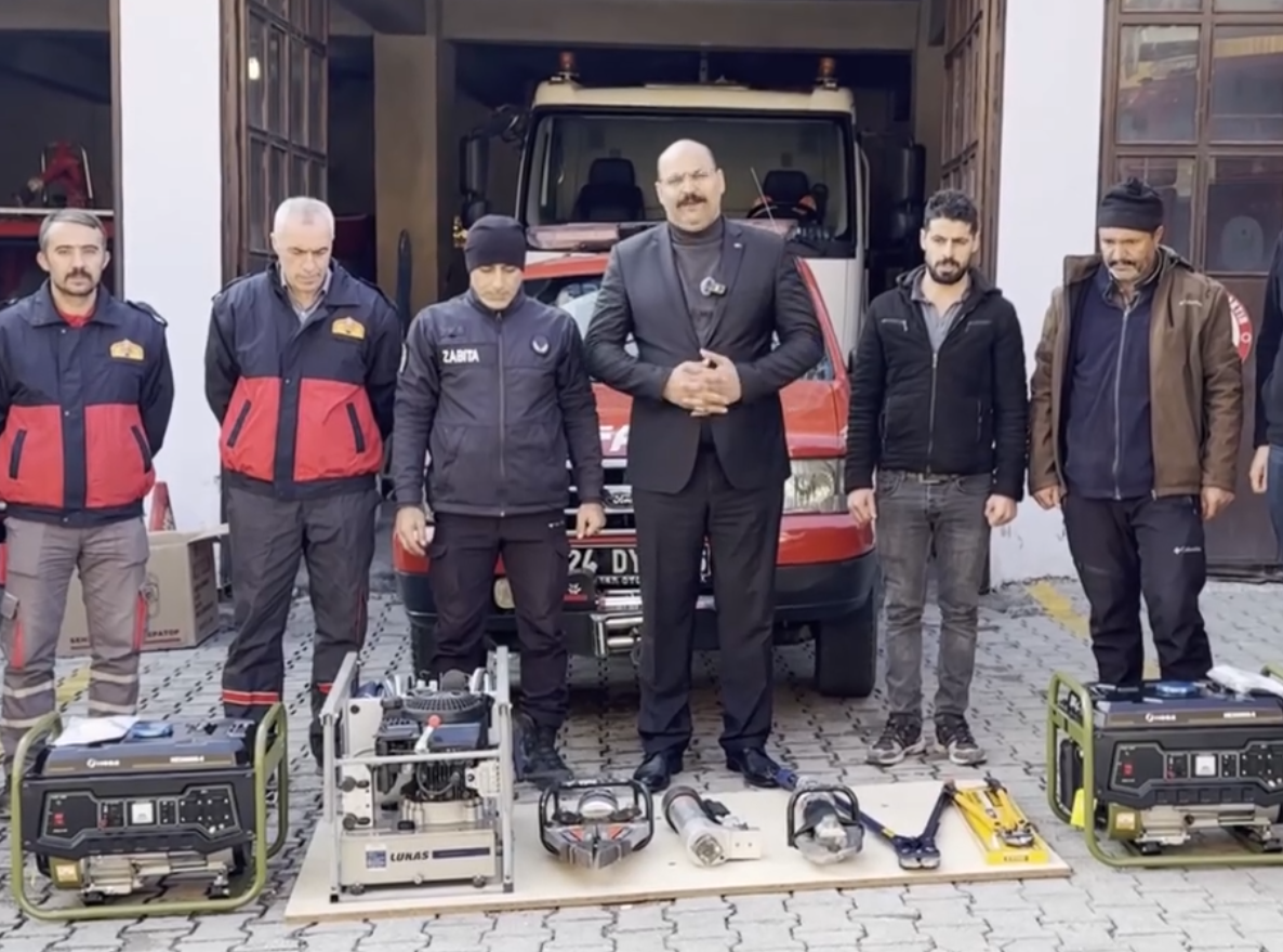 AFAD GÖNÜLLÜLERİNE KİMLİK KARTLARI TAKDİM EDİLDİ