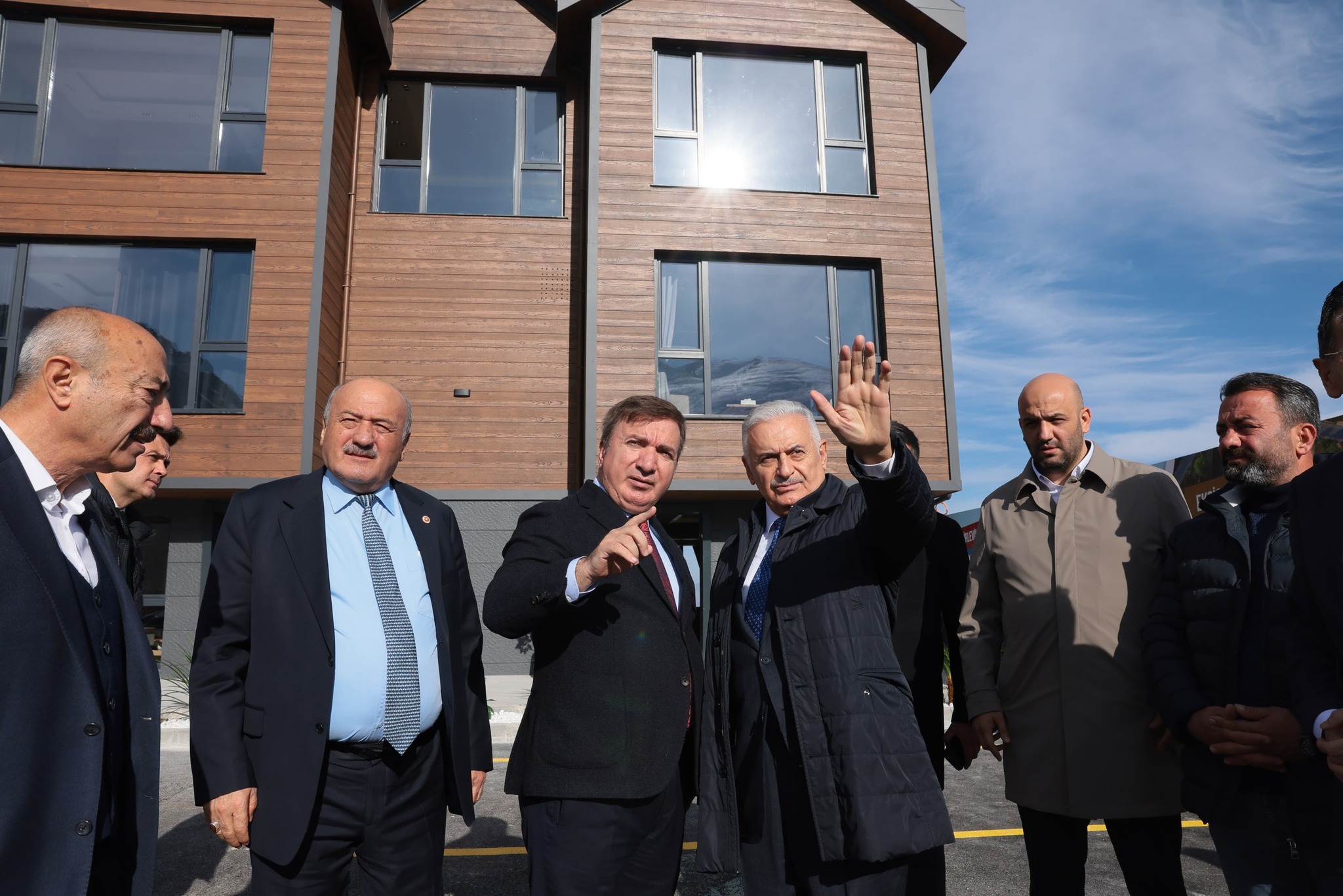 BİNALİ YILDIRIM’DAN ERGAN DAĞI KAYAK MERKEZİ’NDE İNCELEME