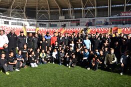 DEĞER ERZİNCAN PROJESİ GENÇLERİ ERZİNCANSPOR ANTRENMANINDA BULUŞTURDU