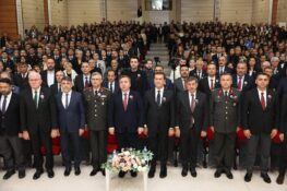 DİRİLİŞİN ADI MUSTAFA KEMAL” ORATORYOSU AYAKTA ALKIŞLANDI