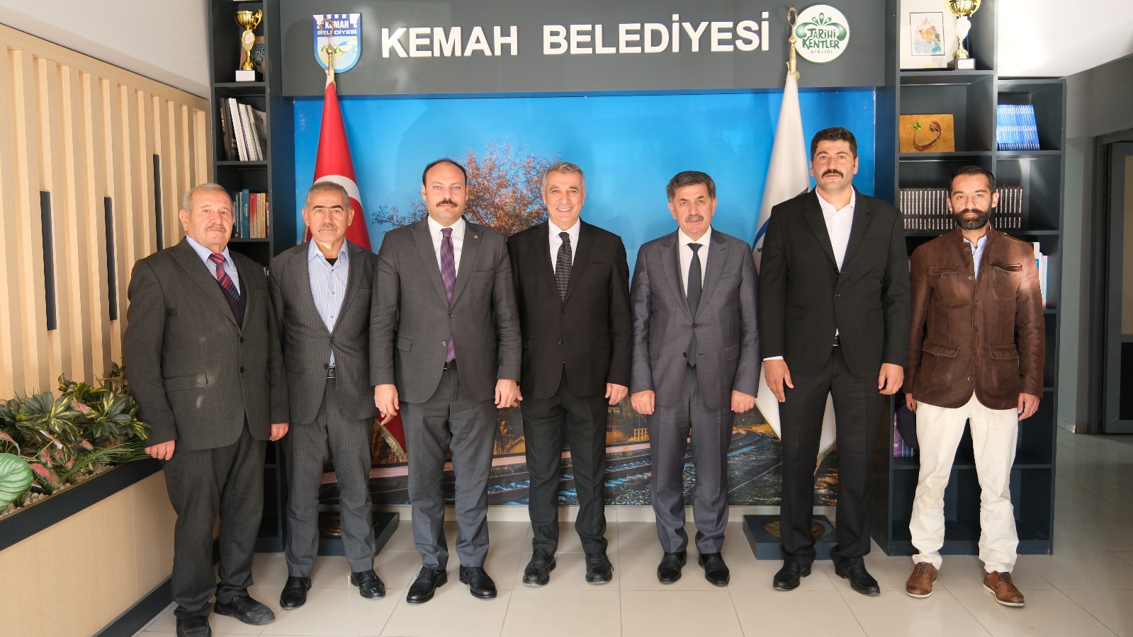 ERZİNCAN BELEDİYE BAŞKANI AKSUN’DAN KEMAH’A ZİYARET