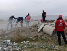 ERZİNCAN’DA GERÇEĞİNİ ARATMAYAN DEPREM TATBİKATI