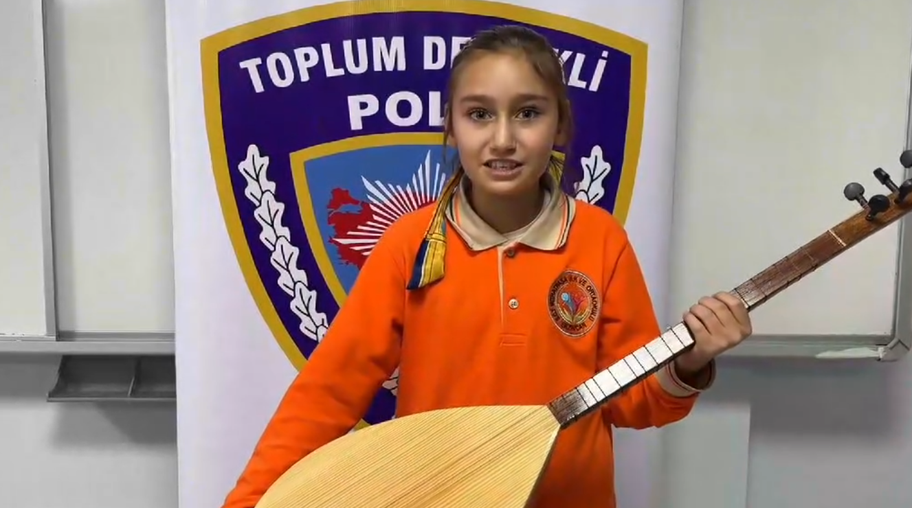 ERZİNCAN’DA ÖĞRENCİLERE BAĞLAMA DESTEĞİ