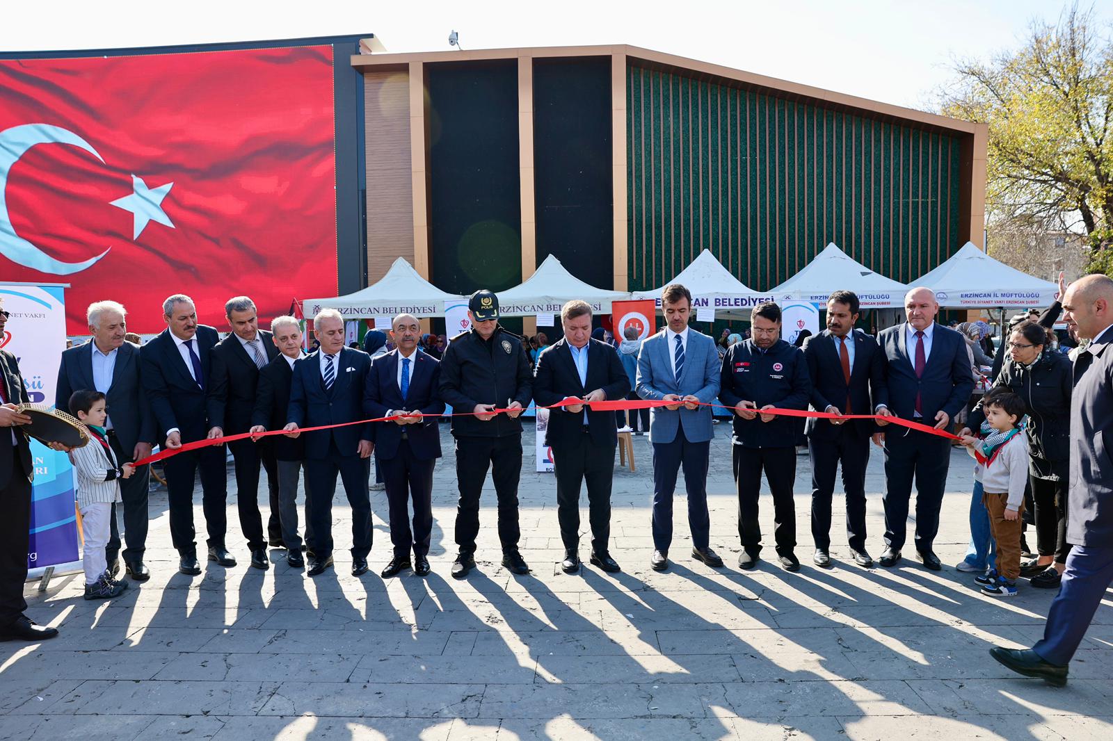 GAZZE YARARINA HAYIR ÇARŞISI ERZİNCAN’DA AÇILDI