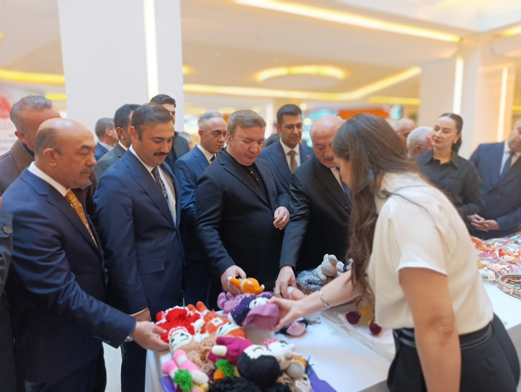 KADER MAHKÛMLARININ EL EMEĞİ ÜRÜNLERİ AVM’DE VATANDAŞLARLA BULUŞTU