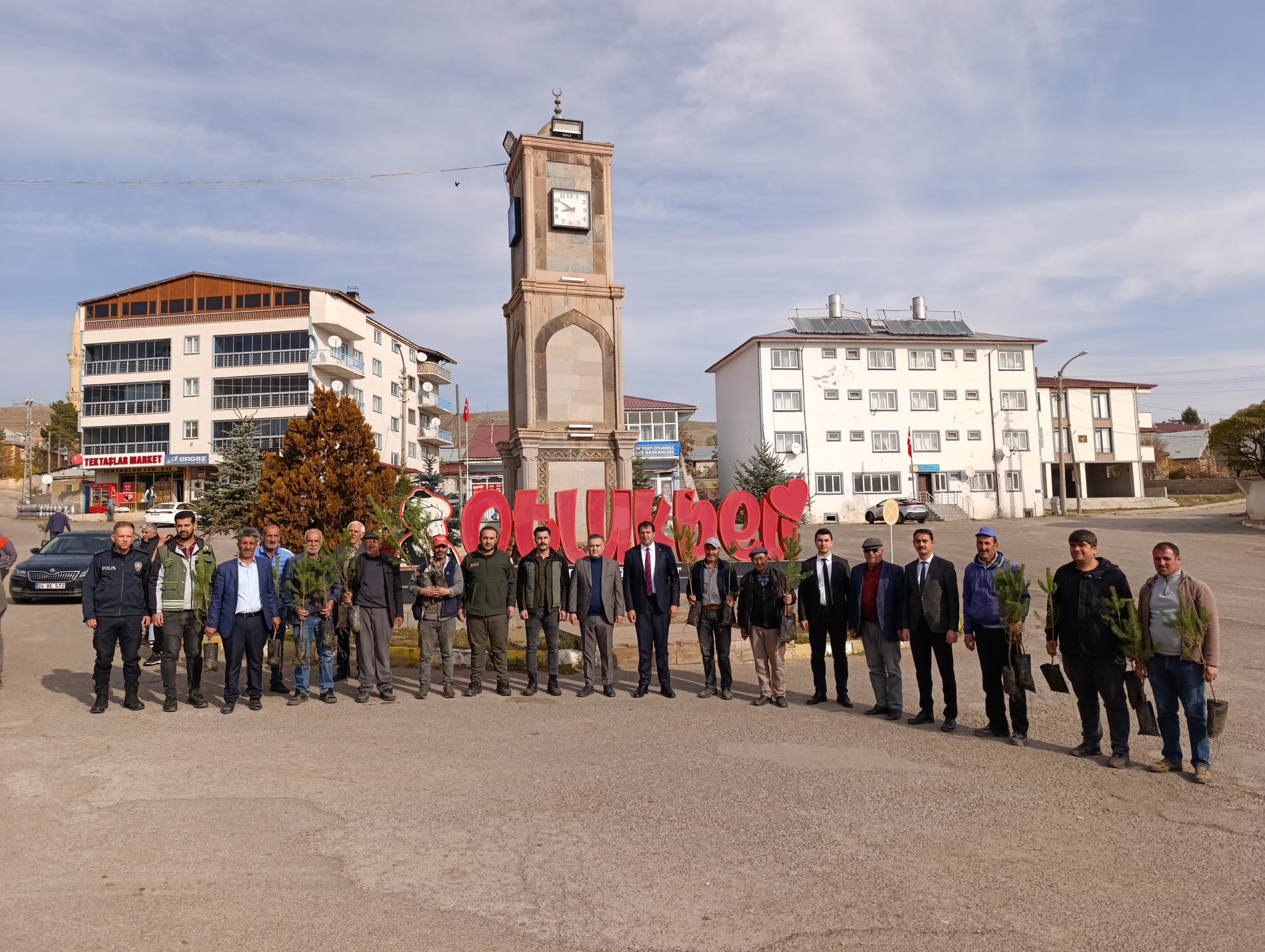 OTLUKBELİ’NDE MİLLİ AĞAÇLANDIRMA GÜNÜ COŞKUSU