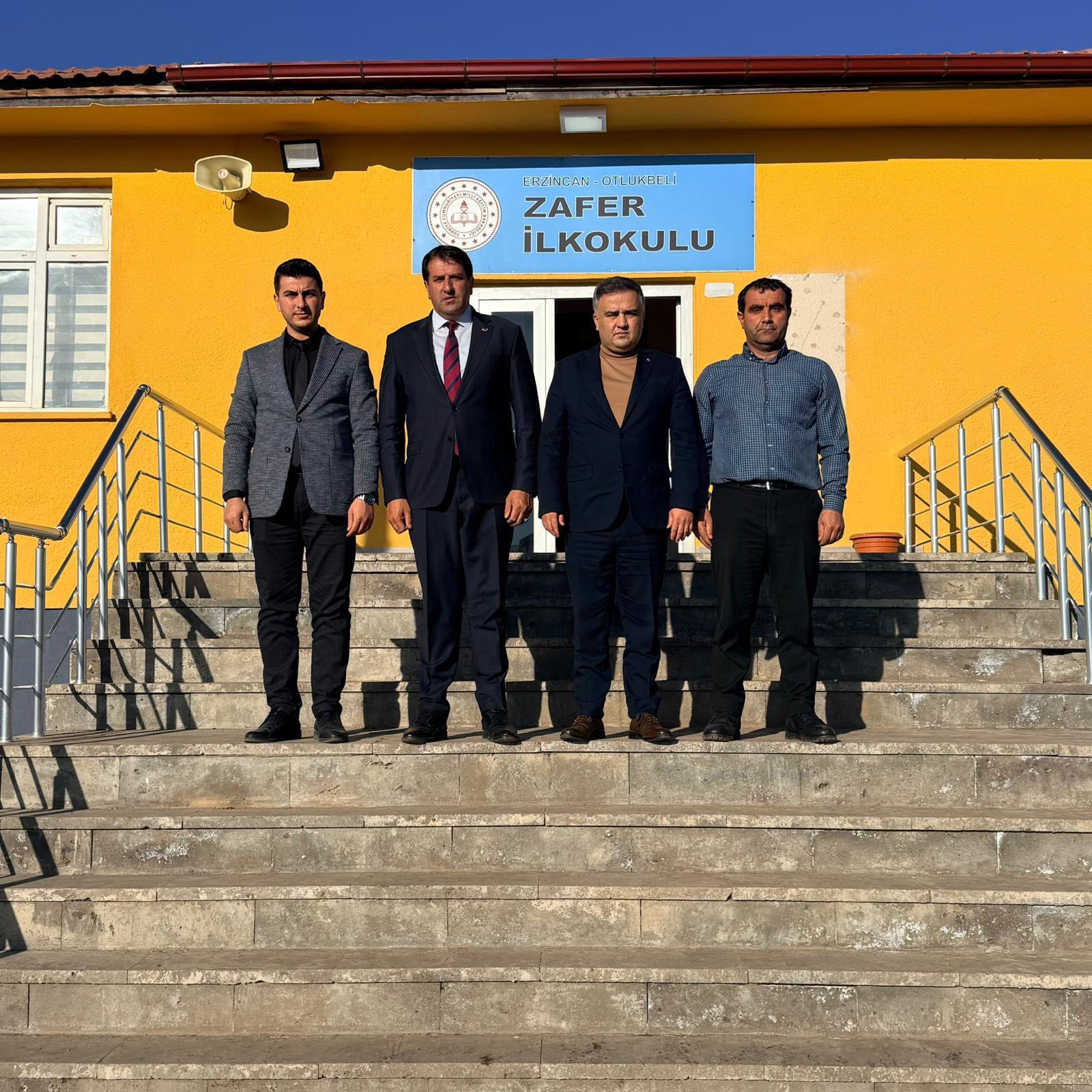 OTLUKBELİ’NDE OKUL BAHÇESİ YENİLENDİ, ÖĞRENCİLERLE KİTAP OKUMA SAATİ GERÇEKLEŞTİ