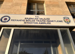 REFAHİYE TRAFİK EKİPLERİNDEN EMNİYET KEMERİ UYARISI