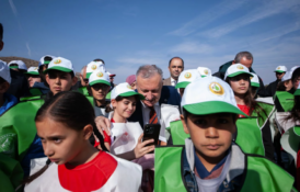 REKTÖR LEVENT MİLLİ AĞAÇLANDIRMA GÜNÜ FİDAN DİKİM ETKİNLİĞİNE KATILDI