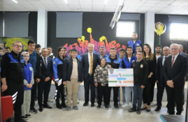 REKTÖR LEVENT, ÖZEL GEREKSİNİMLİ ÖĞRENCİLERLE BOWLİNG ETKİNLİĞİNDE BİR ARAYA GELDİ