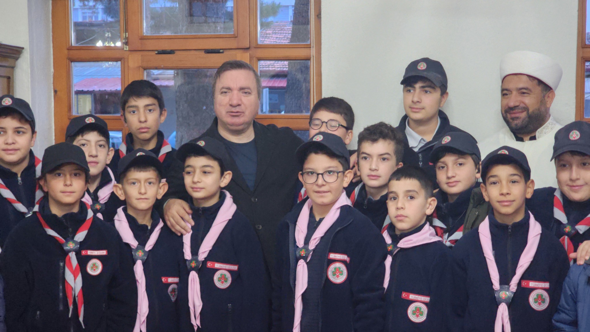 SABAH NAMAZI BULUŞMALARI YOĞUN KATILIMLA SÜRÜYOR