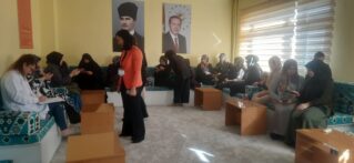 TÜRKİYE YEŞİLAY CEMİYETİ ERZİNCAN ŞUBESİNDEN TÜTÜN BAĞIMLILIĞI EĞİTİMİ