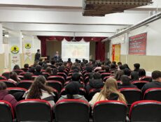 ÜLKÜ OCAKLARI’NDAN ÖĞRENCİLERE EĞİTİMDE YENİ ADIM