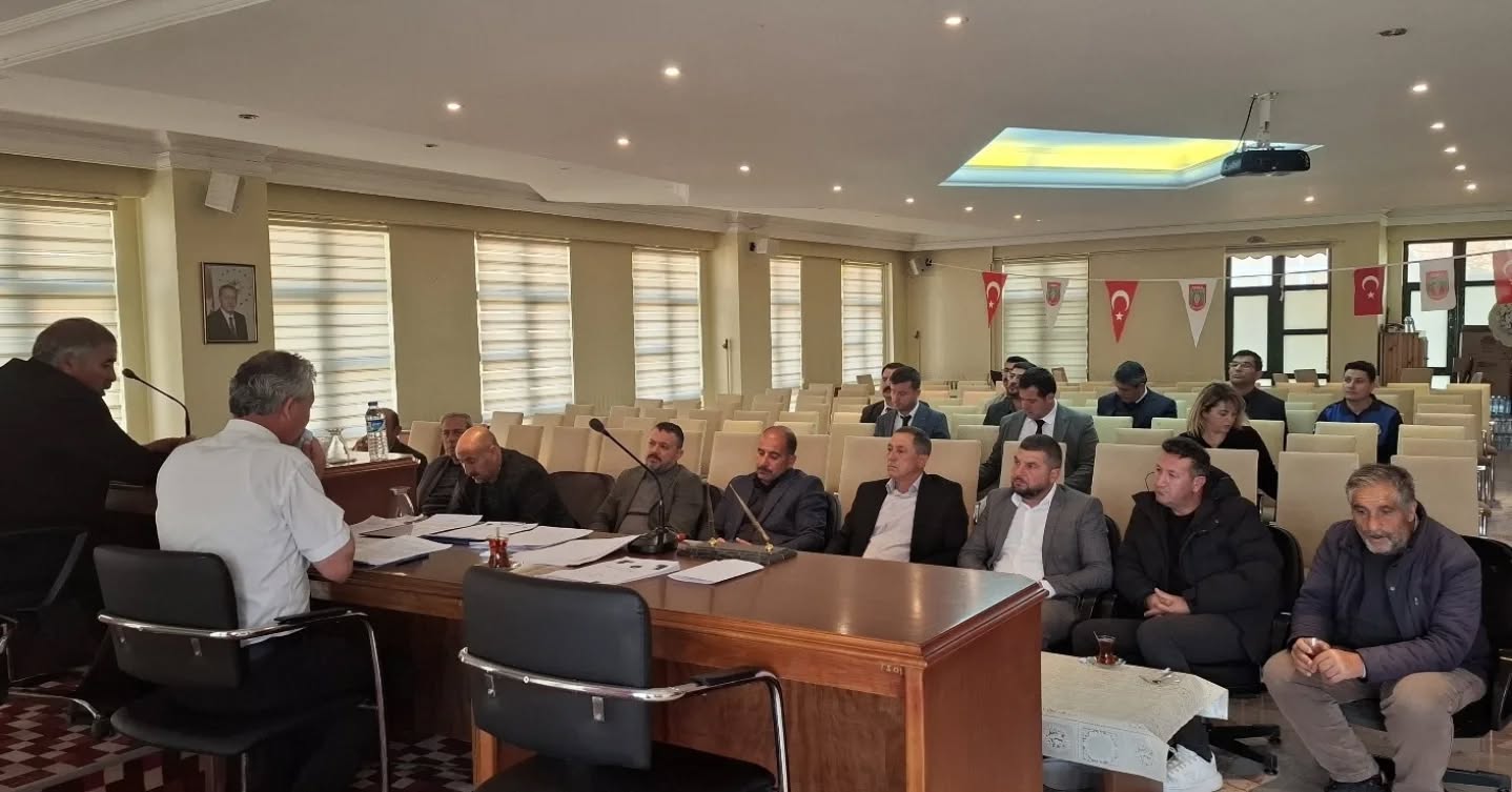 ÜZÜMLÜ BELEDİYE MECLİSİ KASIM AYI TOPLANTISI GERÇEKLEŞTİRİLDİ