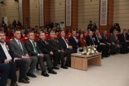 VALİ AYDOĞDU, 24 KASIM ÖĞRETMENLER GÜNÜ PROGRAMINA KATILDI