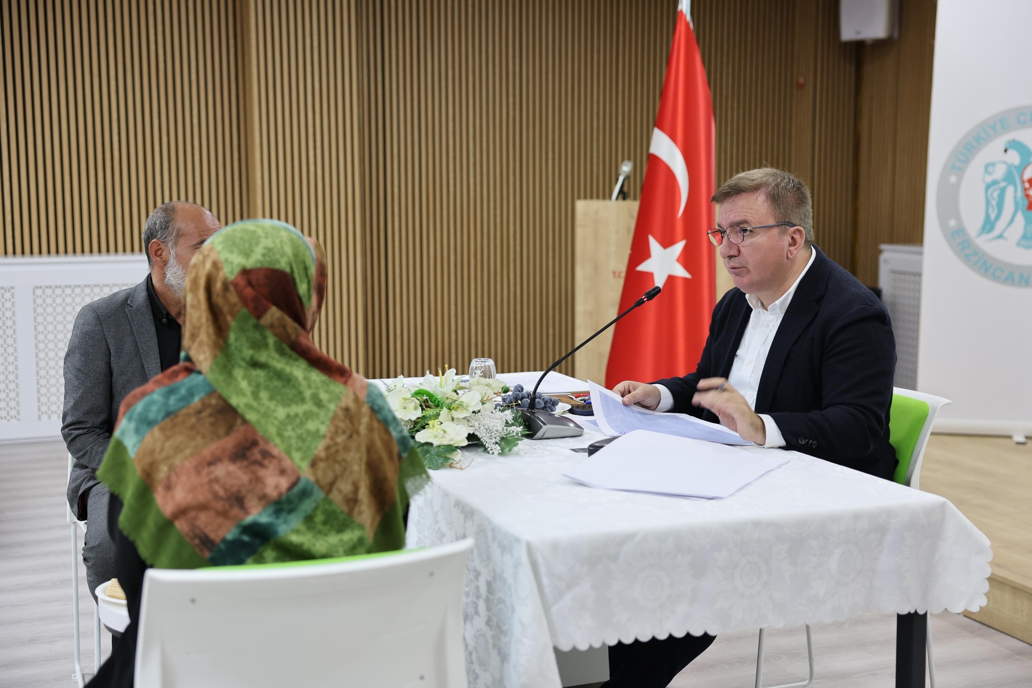 VALİ AYDOĞDU “HALK GÜNÜ”NDE VATANDAŞLARLA BULUŞTU