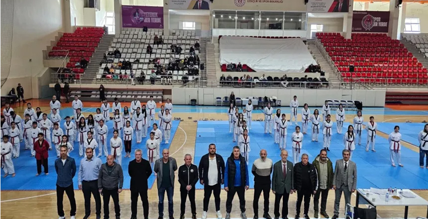 2025 Yılı Siyah Kuşak ve Dan Terfi Sınavı Erzincan’da Yapıldı