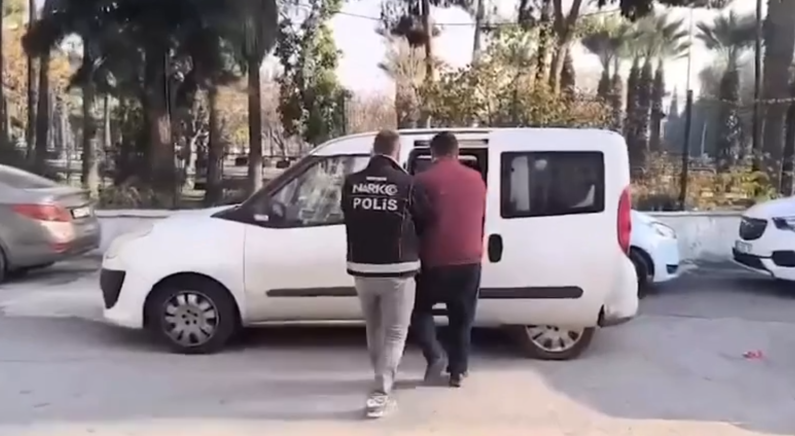 65 İlde Uyuşturucu Operasyonu: 354,5 Kilo Uyuşturucu ve 647 Bin Hap Ele Geçirildi