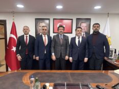 AK PARTİ DENİZLİ MİLLETVEKİLİ ÖZKAN VE MKYK ÜYESİ ÇAKIR İL BAŞKANLIĞINDA AĞIRLANDI