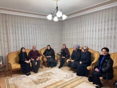 AK PARTİ ERZİNCAN İL BAŞKANI KABADAYI’DAN UMRE DÖNÜŞÜ HANE ZİYARETLERİ