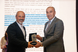 EBYÜ’DE “BEYAZ KITA, MAVİ GELECEK” SÖYLEŞİSİ GERÇEKLEŞTİRİLDİ