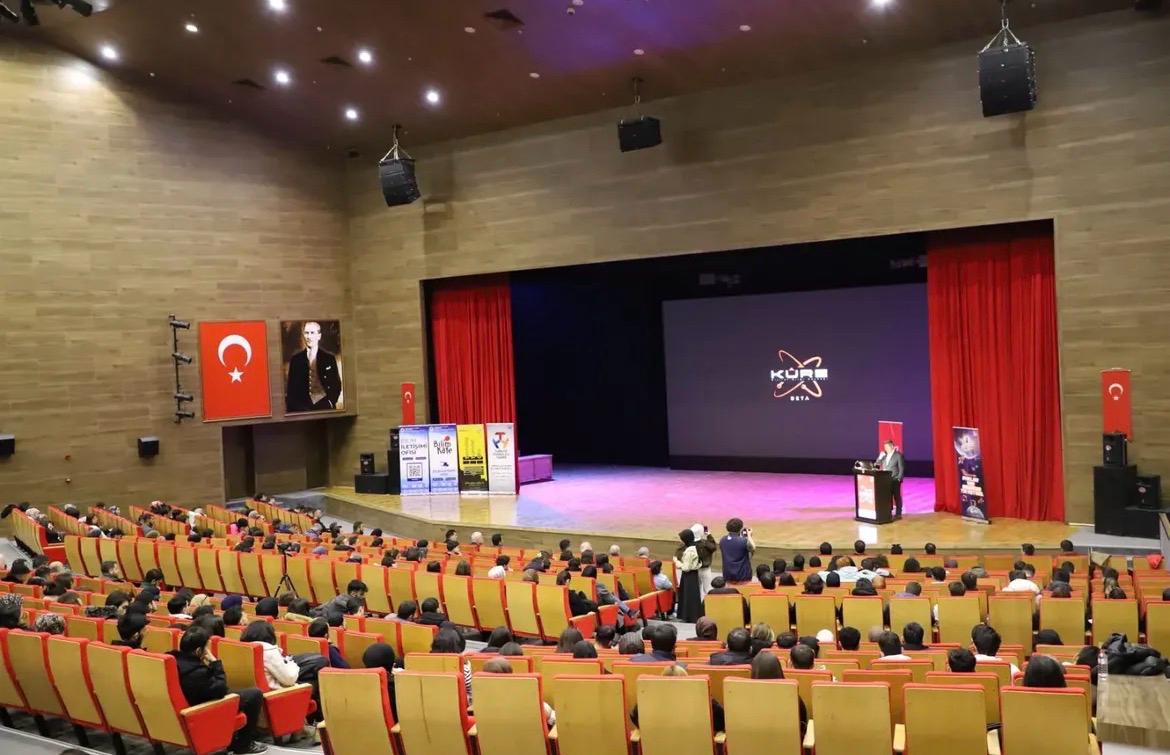 EBYÜ’de KÜRE Dijital Bilgi Kaynağı Konferansı Düzenlendi