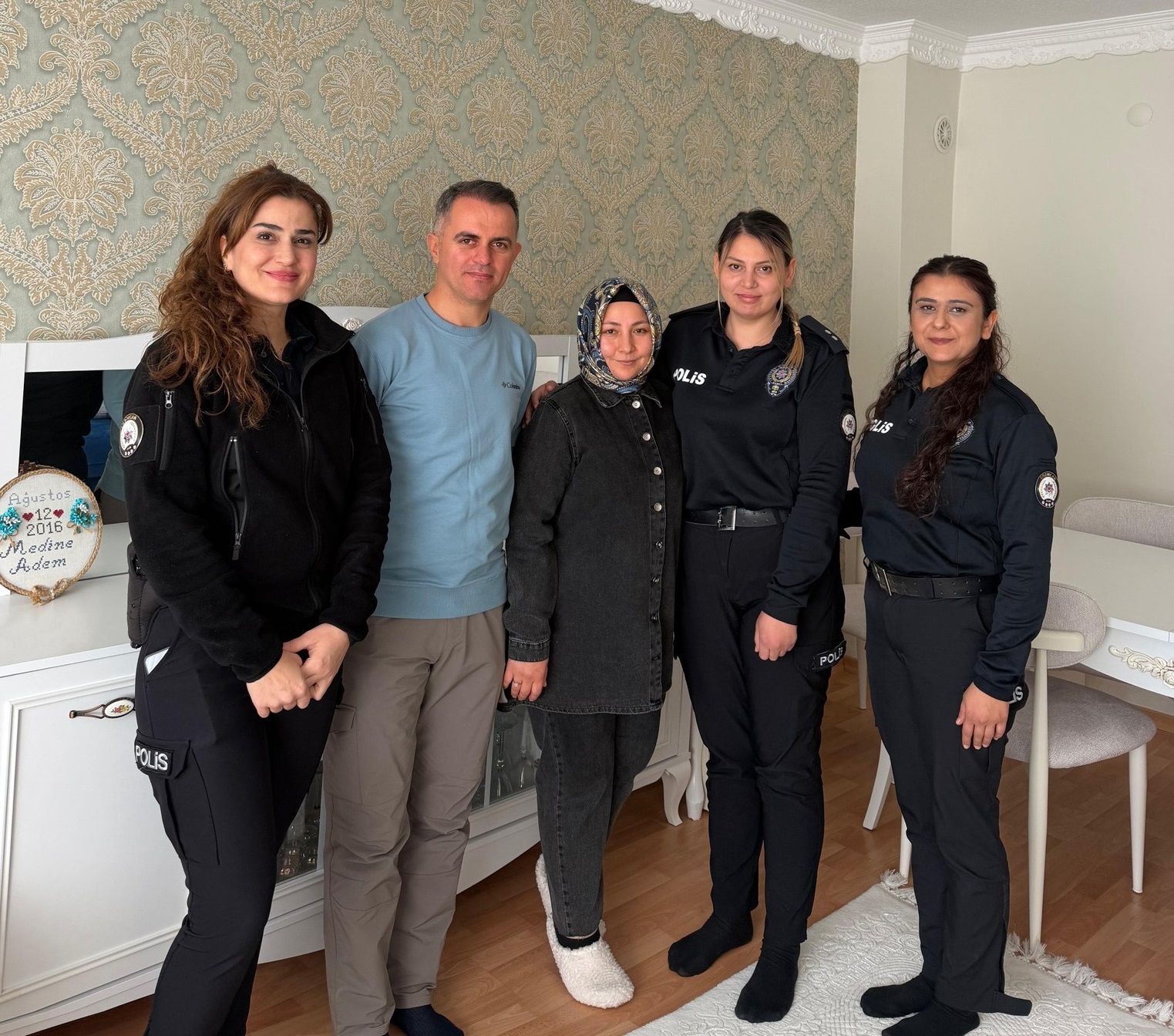 EMNİYET MÜDÜRLÜĞÜNDEN ENGELLİ YAKINI AİLELERE ANLAMLI ZİYARET