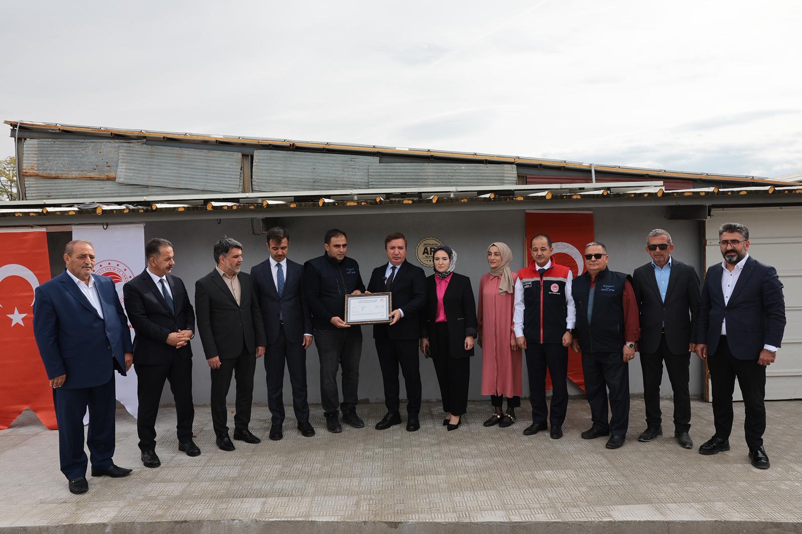 ERZİNCAN’DA ARİ İŞLETME GURURU: YUSUF YILMAZ’DAN DEVLET PROTOKOLÜNE TEŞEKKÜR