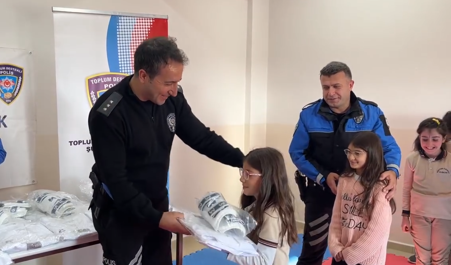 ERZİNCAN’DA ÖĞRENCİLERE TEKVANDO DESTEĞİ: ÇOGEP KAPSAMINDA KURS BAŞLADI