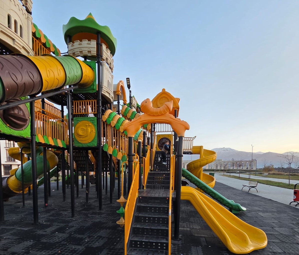 ERZİNCAN’DAN TÜRKİYE’YE ÖRNEK MODEL ÇOCUKLARIN GELİŞİMİNİ DESTEKLEYEN 161 PARK