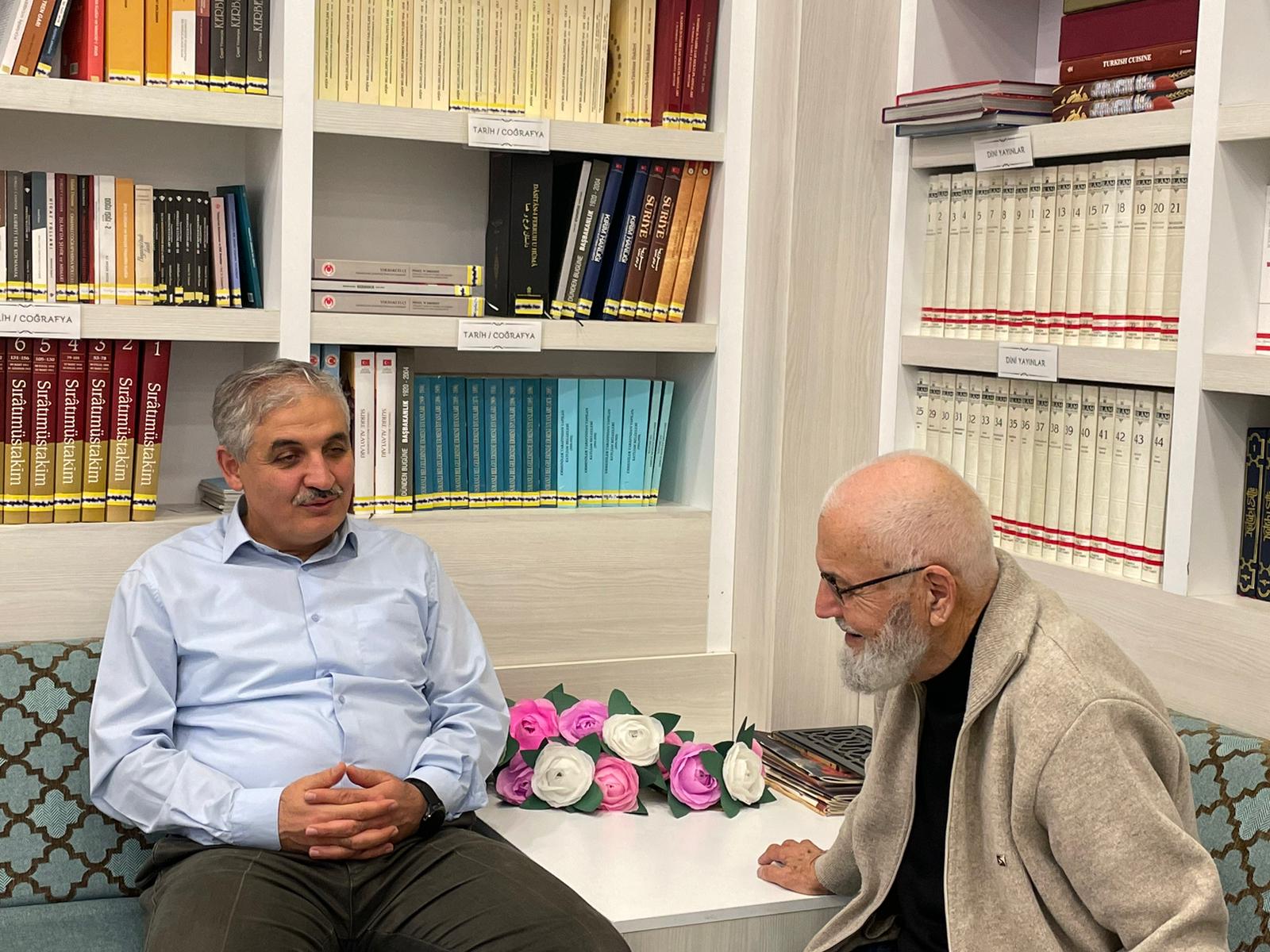 Gülabibey Diyanet Gençlik Merkezi’nde İnsanın Hüviyeti Konuşuldu