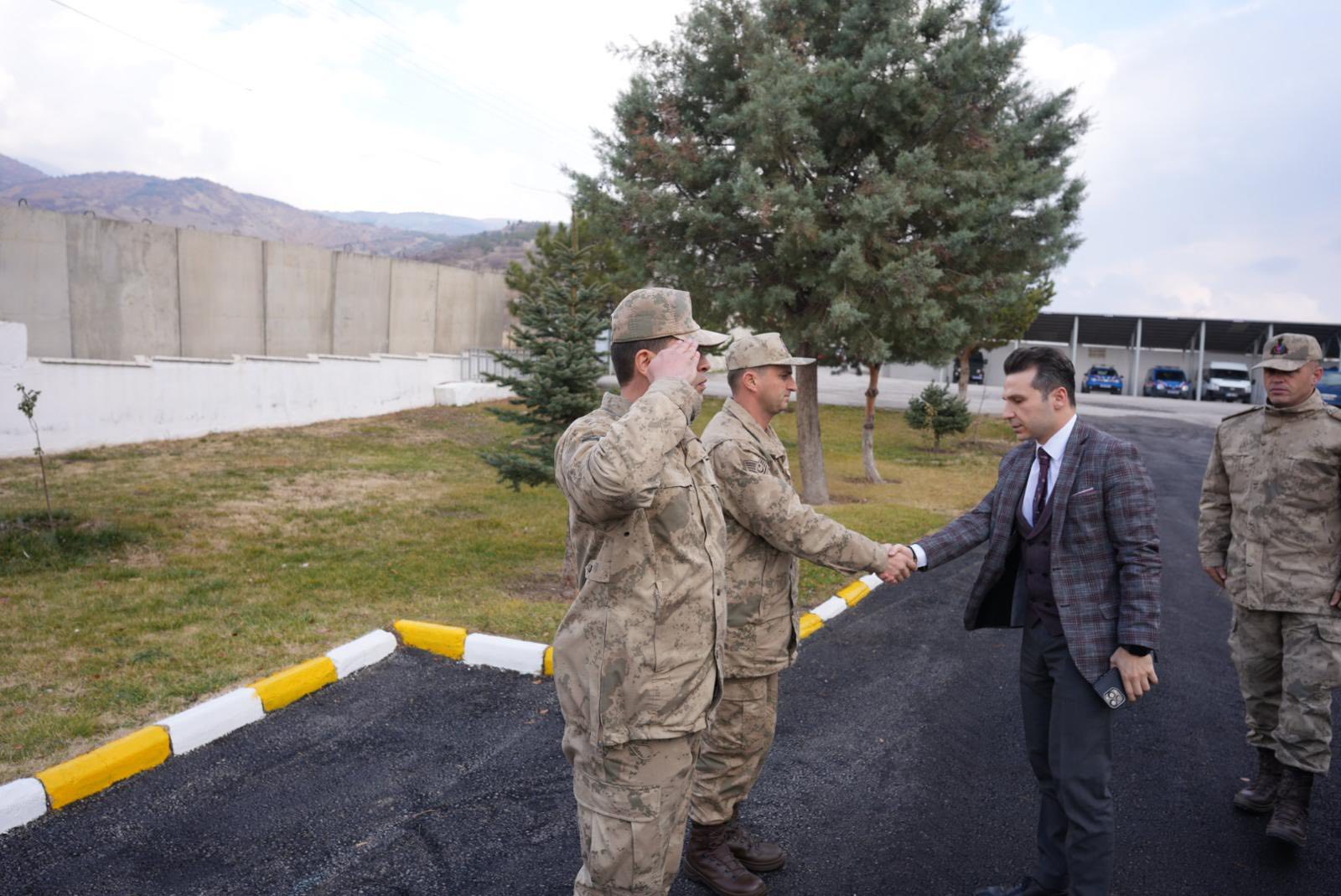 KAYMAKAM KARADAĞ’DAN TANYERİ JANDARMA KARAKOLUNA ZİYARET