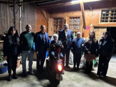 KEMALİYE’DE ÖZEL GEREKSİNİMLİ BİREYLERE TEKERLEKLİ SANDALYE DESTEĞİ