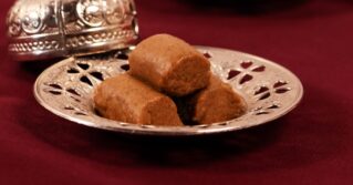 Kemaliye’nin Asırlık Lezzeti: Coğrafi İşaretli Lök Tatlısı