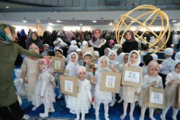 Terzibaba Camii’nde Üç Aylar Sevinci Miniklerle Paylaşıldı