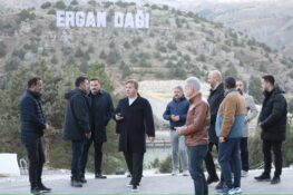 VALİ AYDOĞDU, ERGAN DAĞI KAYAK MERKEZİ’NDE İNCELEMELERDE BULUNDU