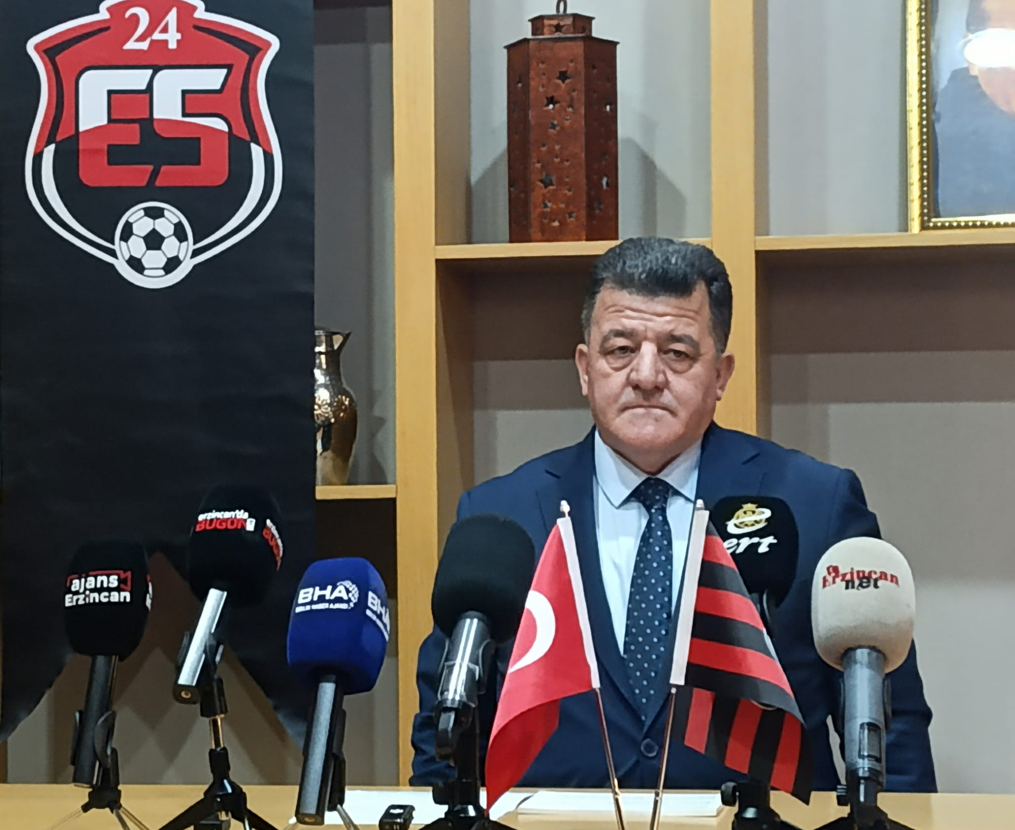 24 Erzincanspor’da Başkanlık Yarışı Başladı: Alaattin Yavuz GÜNEŞ Adaylığını Açıkladı