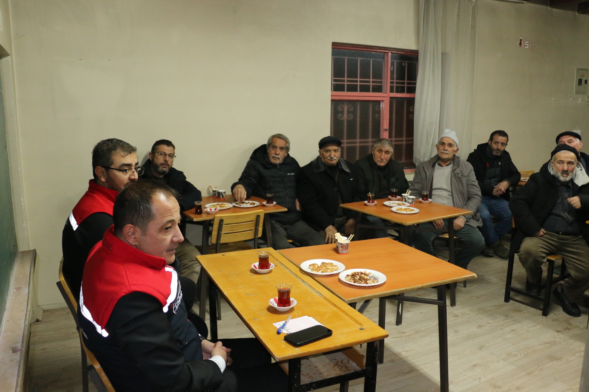 Çiftçimizin Yanındayız, Sahadayız: Erzincan’da Kış Dönemi Çiftçi Toplantıları Sürüyor