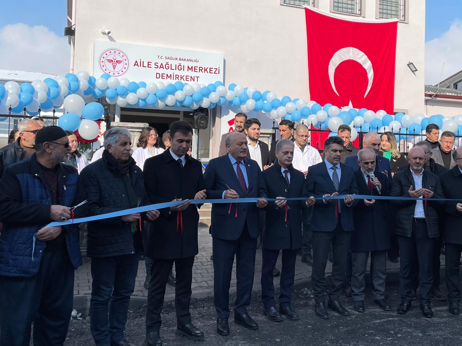 Erzincan’da Sağlık Yatırımları Hız Kesmiyor: Demirkent ASM Açıldı
